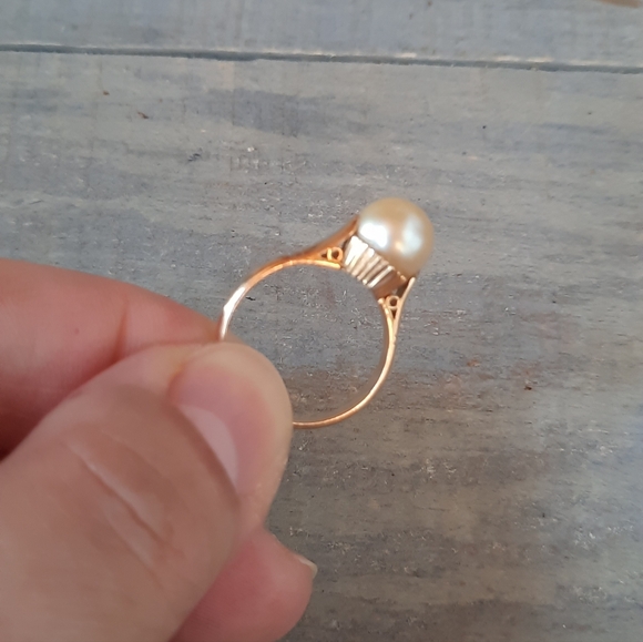 Vintage 18K Yellow Gold Custom Made Cultured Pearl Ring - Picture 13 of 16
